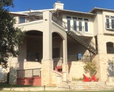 United States Texas Lago Vista vacation rental compare prices direct by owner 1768278