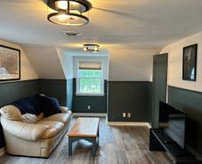 United States New York Utica vacation rental compare prices direct by owner 24003413