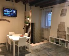 Italy Veneto Verona vacation rental compare prices direct by owner 4416841