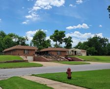 United States Oklahoma Chickasha vacation rental compare prices direct by owner 15662629