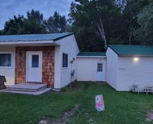 United States Michigan Brimley vacation rental compare prices direct by owner 13352371