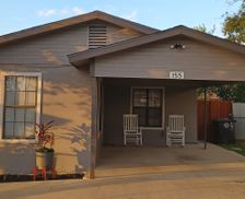 United States Texas Eagle Pass vacation rental compare prices direct by owner 9274464