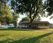 United States Kansas South Hutchinson vacation rental compare prices direct by owner 2149331