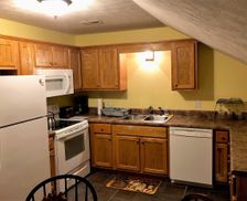 United States Tennessee McMinnville vacation rental compare prices direct by owner 272843