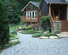 United States North Carolina Chimney Rock vacation rental compare prices direct by owner 1187230