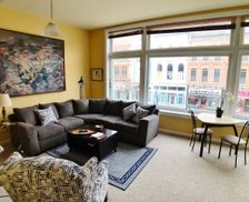 United States Illinois Springfield vacation rental compare prices direct by owner 1391136
