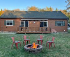 United States New York Old Forge vacation rental compare prices direct by owner 11887434