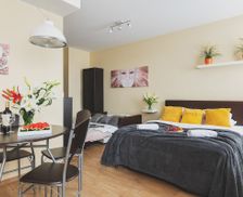 Poland mazowieckie Warszawa vacation rental compare prices direct by owner 21629308