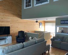 United States Vermont Warren vacation rental compare prices direct by owner 11646352