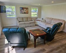 United States Michigan Fremont vacation rental compare prices direct by owner 28273908