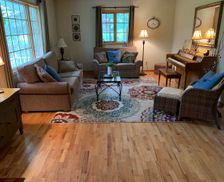 United States Michigan Stevensville vacation rental compare prices direct by owner 354746