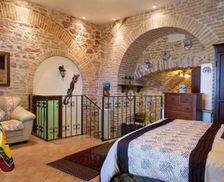 Italy Umbria Spello vacation rental compare prices direct by owner 7808080