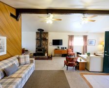 United States California Mount Shasta vacation rental compare prices direct by owner 136100