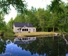 United States Maine Sinclair vacation rental compare prices direct by owner 11460261