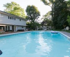 United States New York Syosset vacation rental compare prices direct by owner 749711