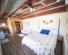 United States Texas Driftwood vacation rental compare prices direct by owner 11445764