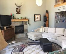 United States California Cold Springs vacation rental compare prices direct by owner 320691