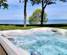 United States Michigan Benton Harbor vacation rental compare prices direct by owner 15795155