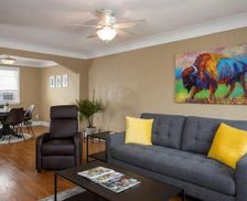 United States New York Buffalo vacation rental compare prices direct by owner 611359