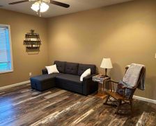 United States Illinois Carterville vacation rental compare prices direct by owner 25578852