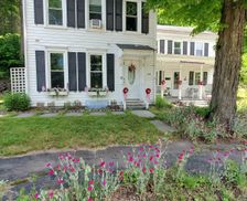 United States Pennsylvania Hawley vacation rental compare prices direct by owner 177838