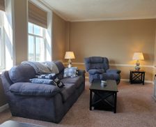 United States Nebraska Grand Island vacation rental compare prices direct by owner 2131602