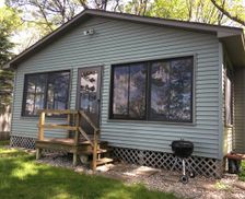 United States Michigan Fife Lake vacation rental compare prices direct by owner 651382