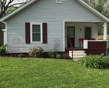 United States Indiana Bloomington vacation rental compare prices direct by owner 333129