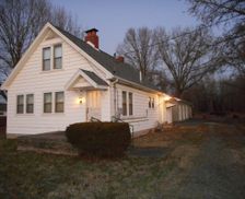 United States Indiana Evansville vacation rental compare prices direct by owner 1229006