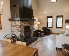 United States Wisconsin Waupaca vacation rental compare prices direct by owner 32826960