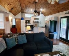 United States North Carolina Hendersonville vacation rental compare prices direct by owner 1152221