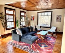 United States Vermont Brattleboro vacation rental compare prices direct by owner 32887234