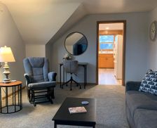 United States Wisconsin Manitowoc vacation rental compare prices direct by owner 32826018