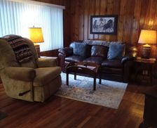 United States Pennsylvania Edinboro vacation rental compare prices direct by owner 33545762