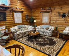 United States Illinois East Peoria vacation rental compare prices direct by owner 33012140