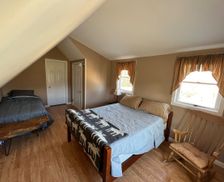 United States Maine Kingfield vacation rental compare prices direct by owner 33134419