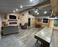 United States Kansas Pittsburg vacation rental compare prices direct by owner 33018294