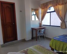 Ecuador Islas Galápagos Puerto Villamil vacation rental compare prices direct by owner 32382081