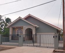 Guyana Linden Upper Demerara-Berbice vacation rental compare prices direct by owner 34570769