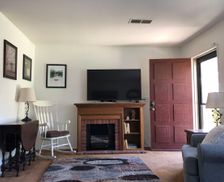 United States California La Verne vacation rental compare prices direct by owner 33550411