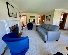 United States New York Lewiston vacation rental compare prices direct by owner 34444997