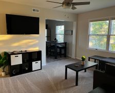 United States Illinois Macomb vacation rental compare prices direct by owner 33900865