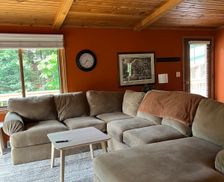 United States Michigan Iron River vacation rental compare prices direct by owner 33522149