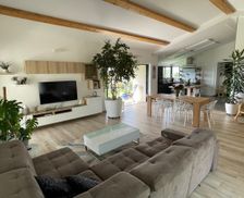 France Provence-Alpes-Côte d'Azur Forcalquier vacation rental compare prices direct by owner 33513340