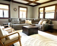 United States Kansas Salina vacation rental compare prices direct by owner 34029046