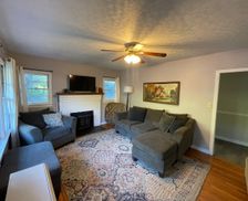 United States Tennessee Roan Mountain vacation rental compare prices direct by owner 33752876