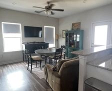 United States Texas Montgomery vacation rental compare prices direct by owner 33902245