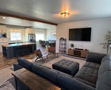 United States Montana Kalispell vacation rental compare prices direct by owner 34420915