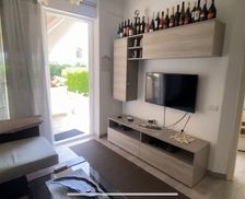 Albania Durrës Qarku i Durrësit vacation rental compare prices direct by owner 27412607