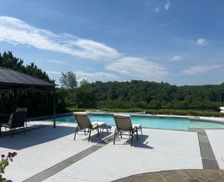 United States Virginia Delaplane vacation rental compare prices direct by owner 36382830